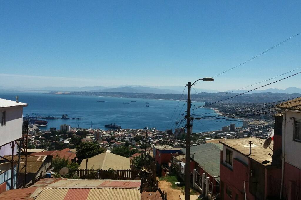 Vista Panorámica Anfiteatro natural bahia de Valparaiso