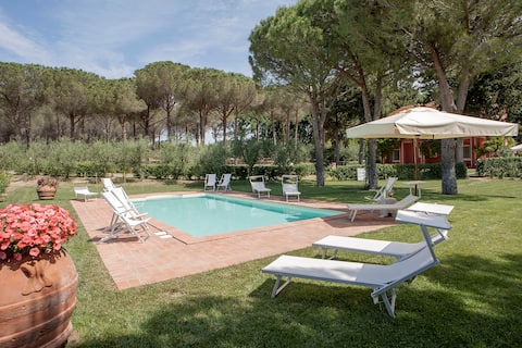 Sea,pool,nature: your escape at Tenuta in Tuscany