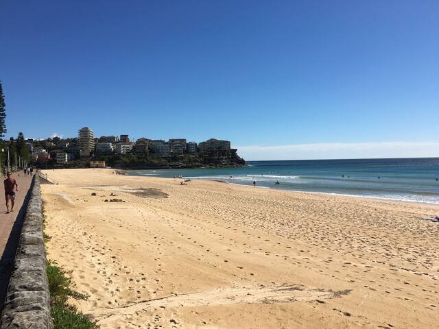 Manly Haven- Best Location with carpark