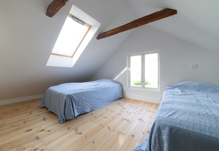 ห้องนอนที่ 2 ชั้น 1