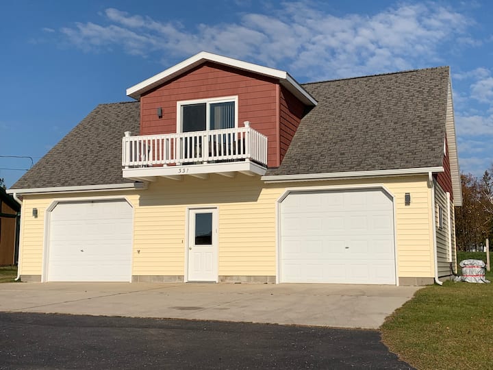 Eagle’s Nest Apartments for Rent in Saint Ignace, Michigan, United