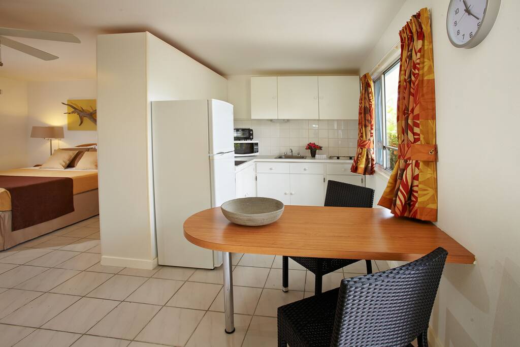 Deluxe Studio Kitchen