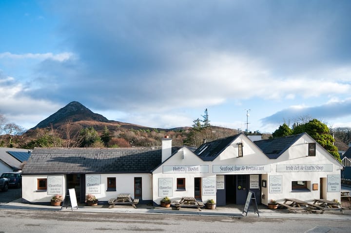 Hostel for Connemara National Park (Cloverfox)