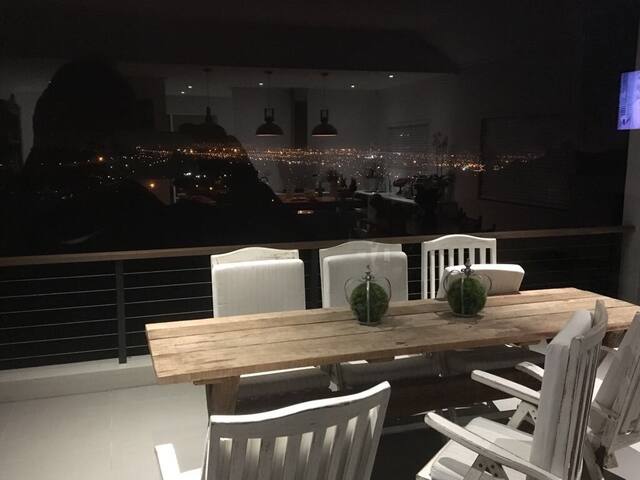 Holiday Gem with most beautiful view Somerset-West gallery image 3