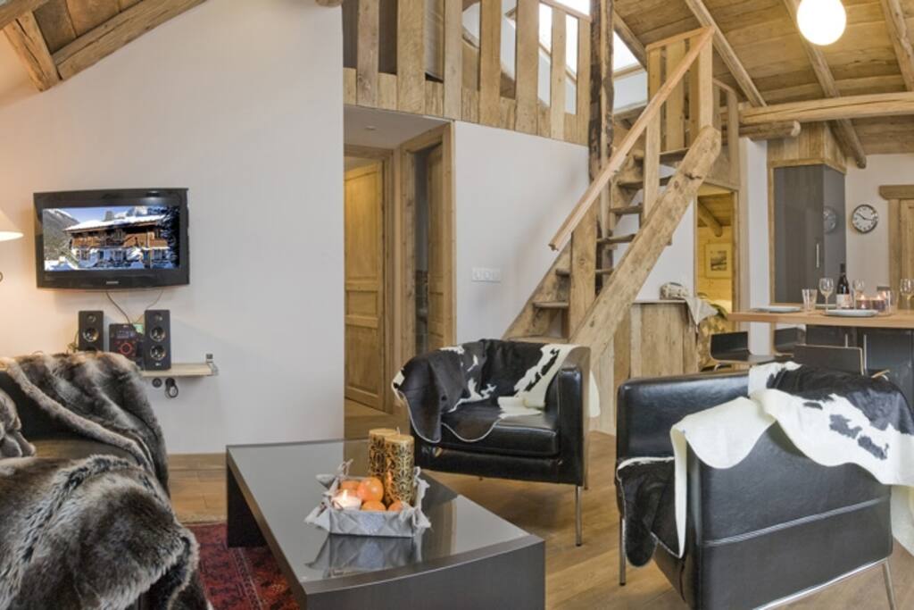 Bright airy living area