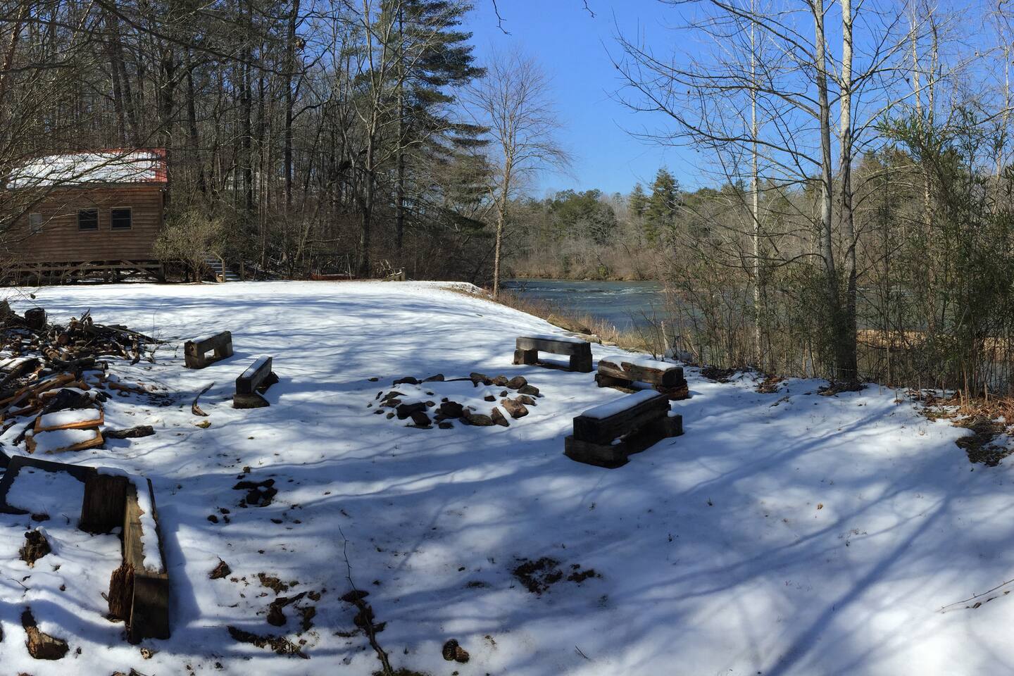 Secluded Cabin Chattahoochee River Cabins For Rent In Cleveland