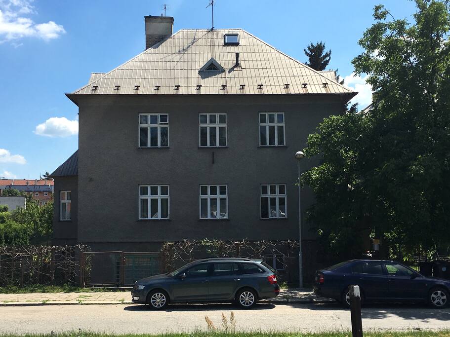 Street view / Uliční pohled