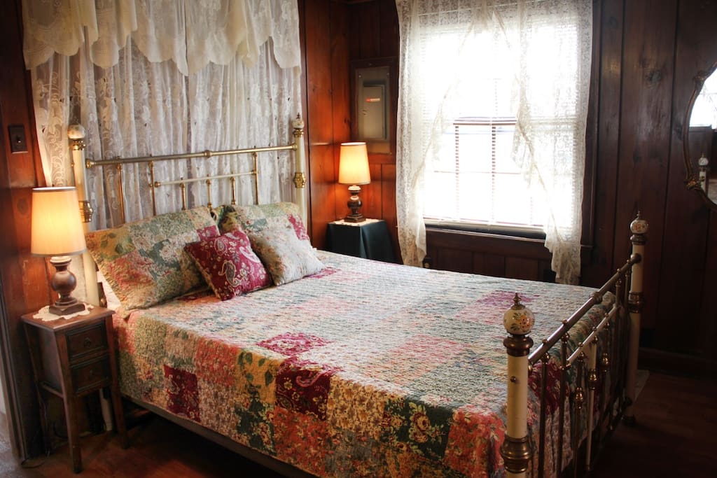 Queen Bed