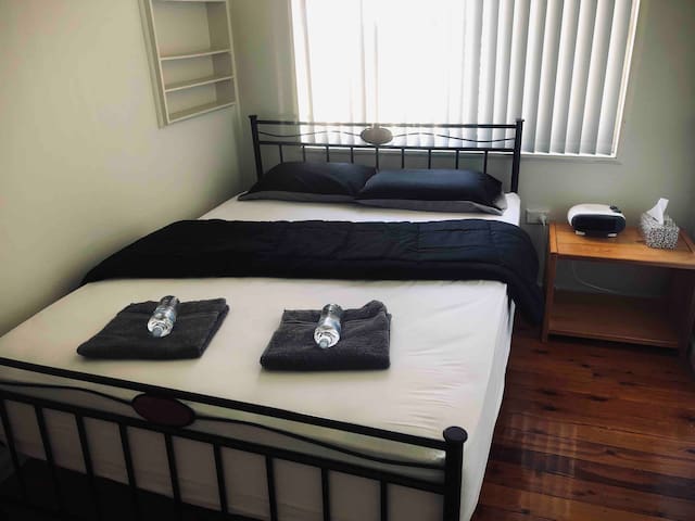 SYDNEY - COMFORTS PRIVATE ROOM AT YOUR TRIP