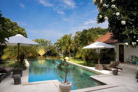 Beautiful Villa Once - Private Seafront Hideaway