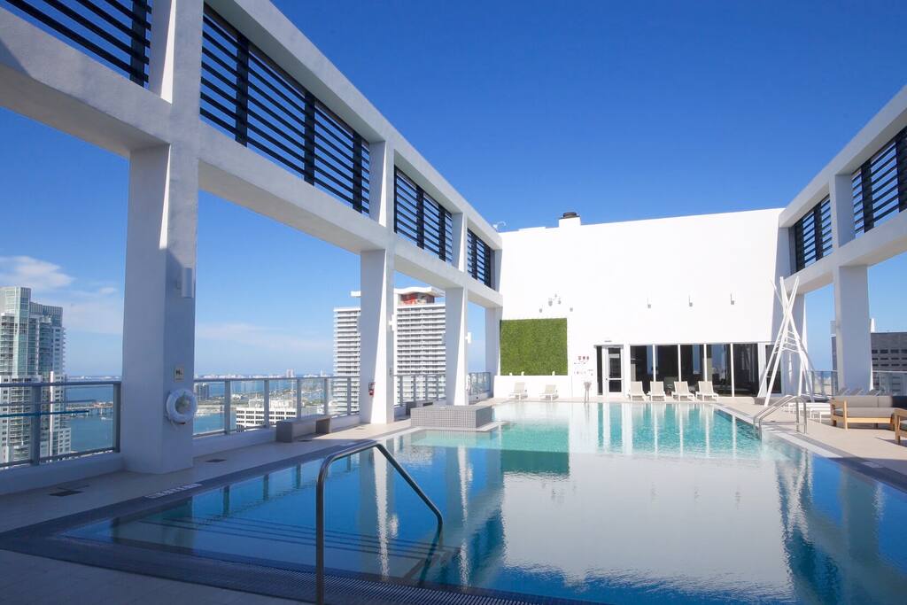 rooftop pool