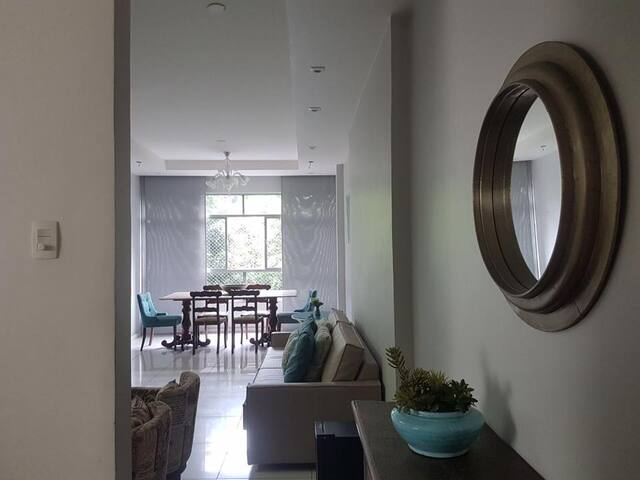 Ipanema Posto 9 Quarteirão da Praia gallery image 3