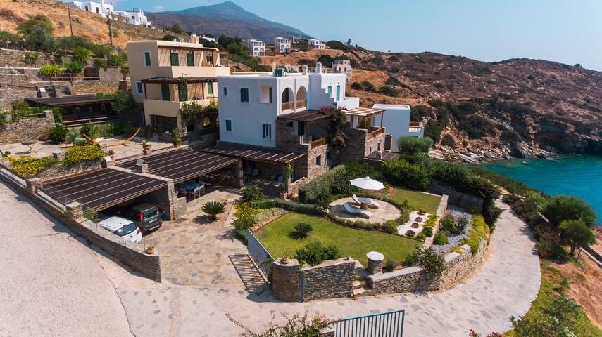 Ifigeneia Luxury Sea View Villa gallery image 4