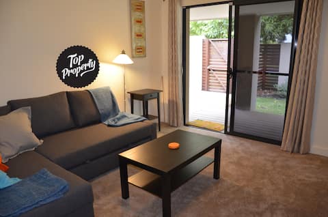 Nedlands Short Stays - Walk to Hospitals