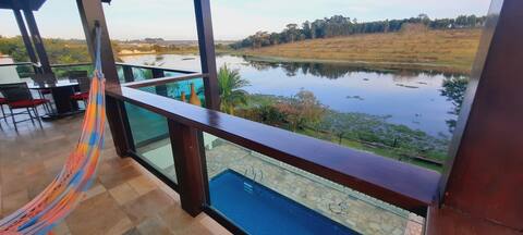 Beautiful lake house. Close to Thermas