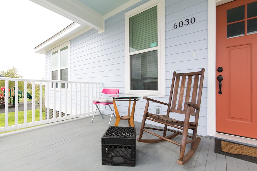 this is the front of our property so you know how to find us! (UPDATE:Front porch now has two big white wooden chairs)