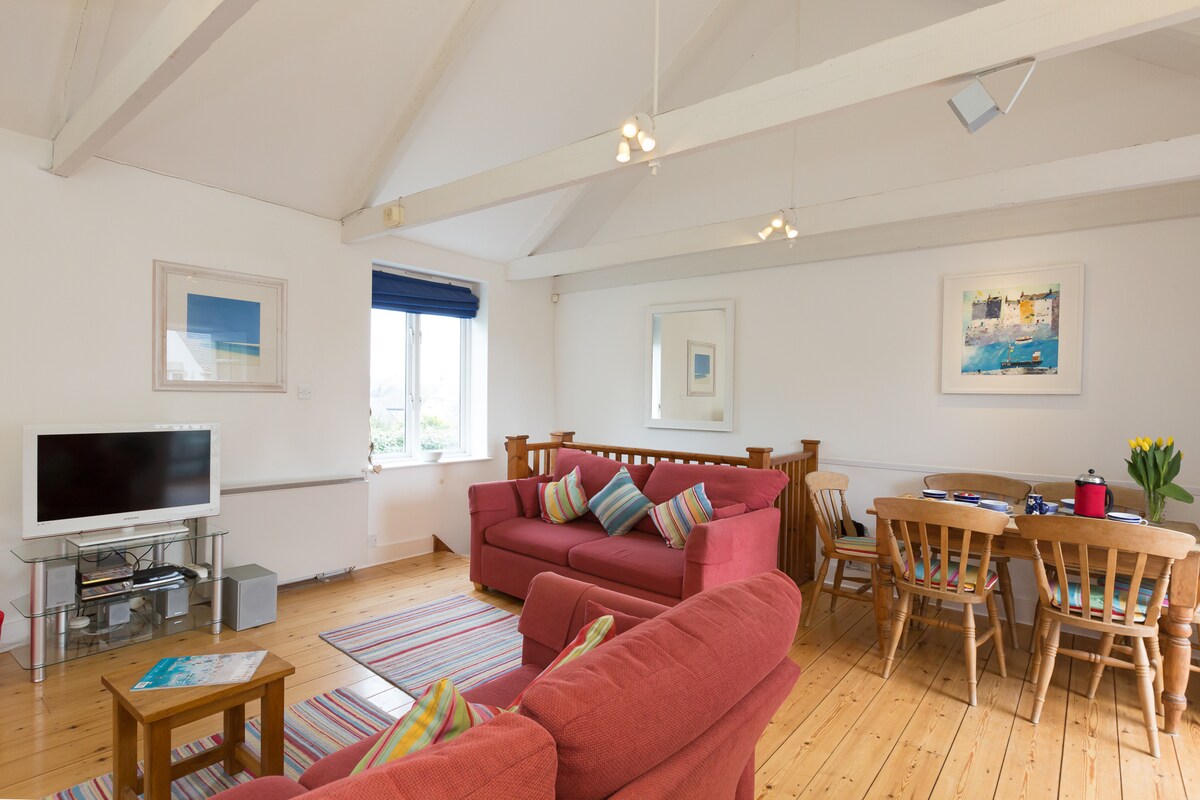 Top performing Airbnb: Zennor Cottage - 4* self-catering for Four in Marazion