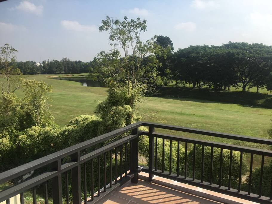 阳台高尔夫球场景观