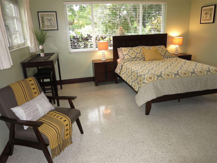 Stylish and cozy guesthouse - better than a hotel room!