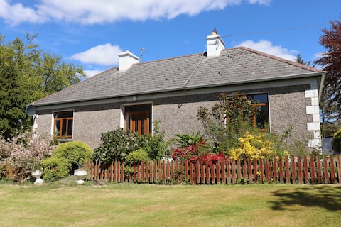 Traditional Country Cottage on Greenway, Westport