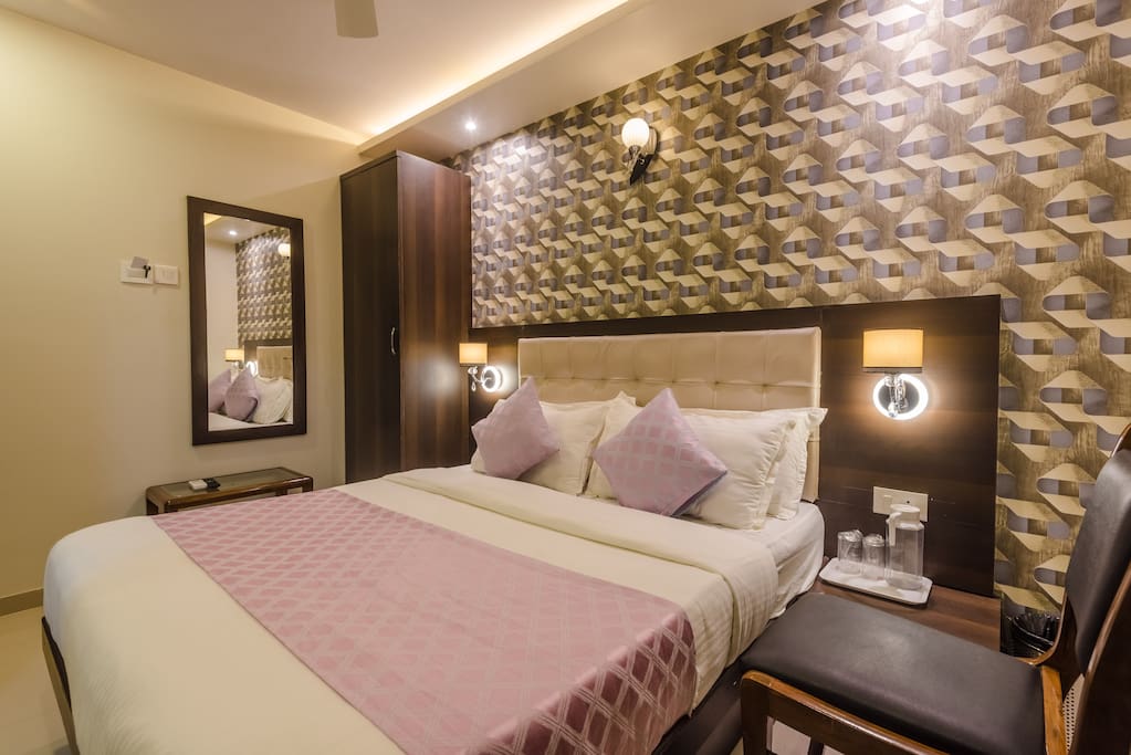 Bed room