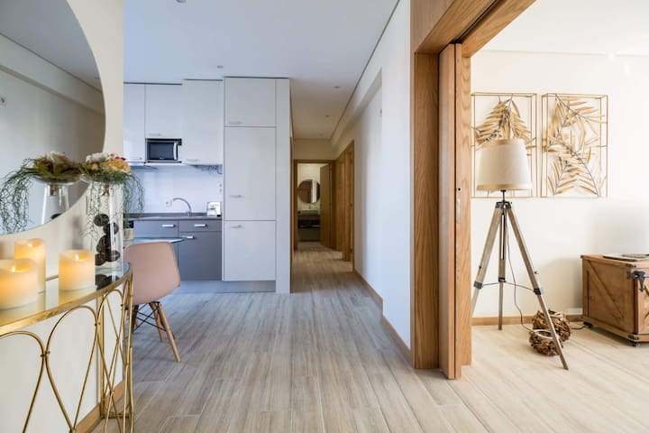 Alma Invicta Alegria I gallery image 2