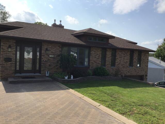 Airbnb Elliot Lake Vacation Rentals Places To Stay Ontario