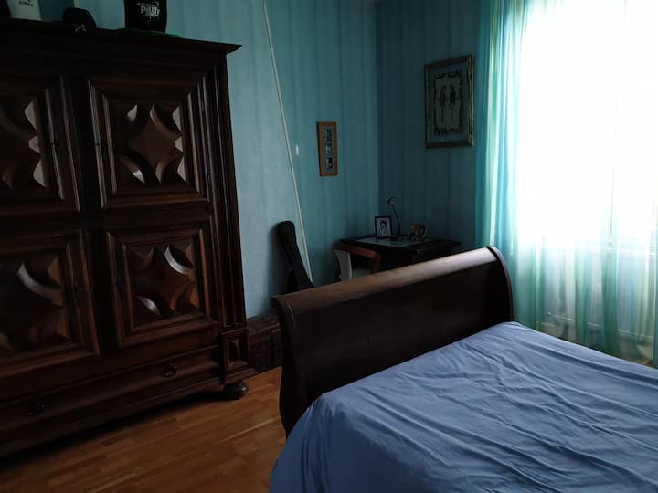 2ND bedroom 1st floor DOUBLE BED
2nd BEDROOM 1ST 2nd DOUBLE BED