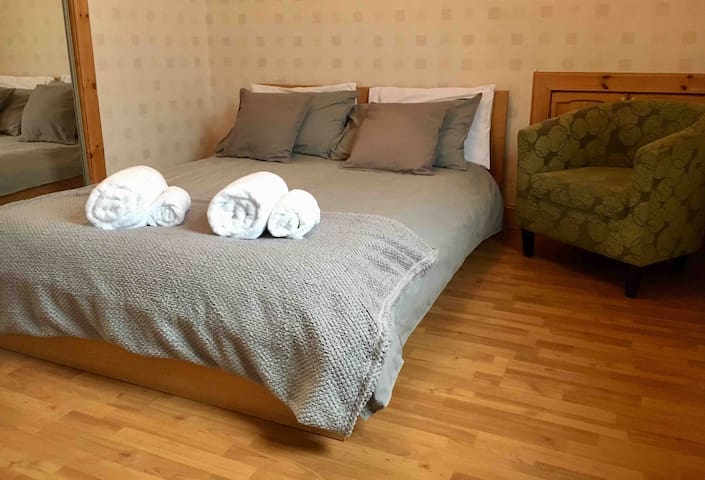 Gorgeous flat in a Scottish village