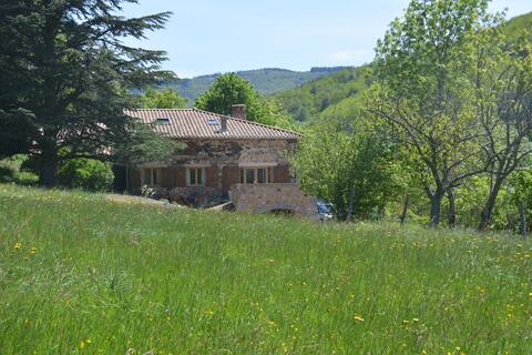 La Gabbro, large house in the heart of nature