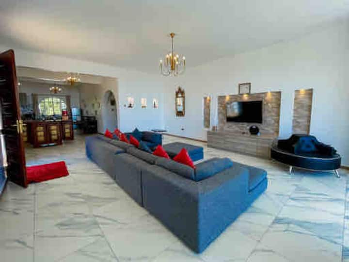 Exclusive Lake View Penthouse-kisumu - キスム