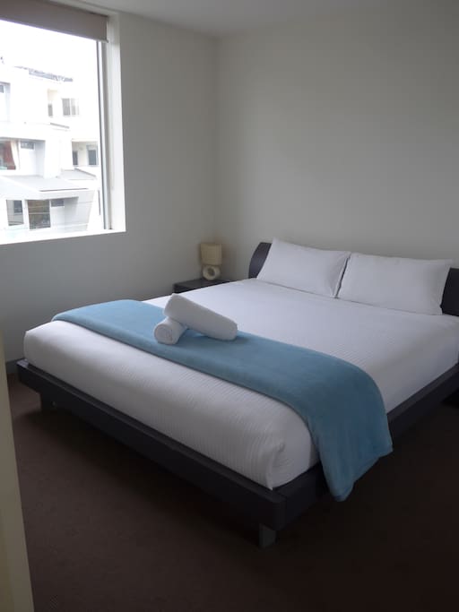Bedroom with king size bed