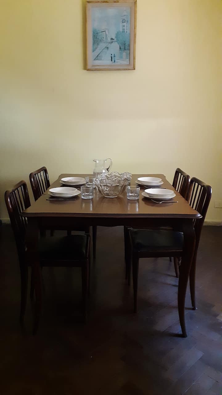 Quarto em apartamento em La Boca perto de Usina del Arte