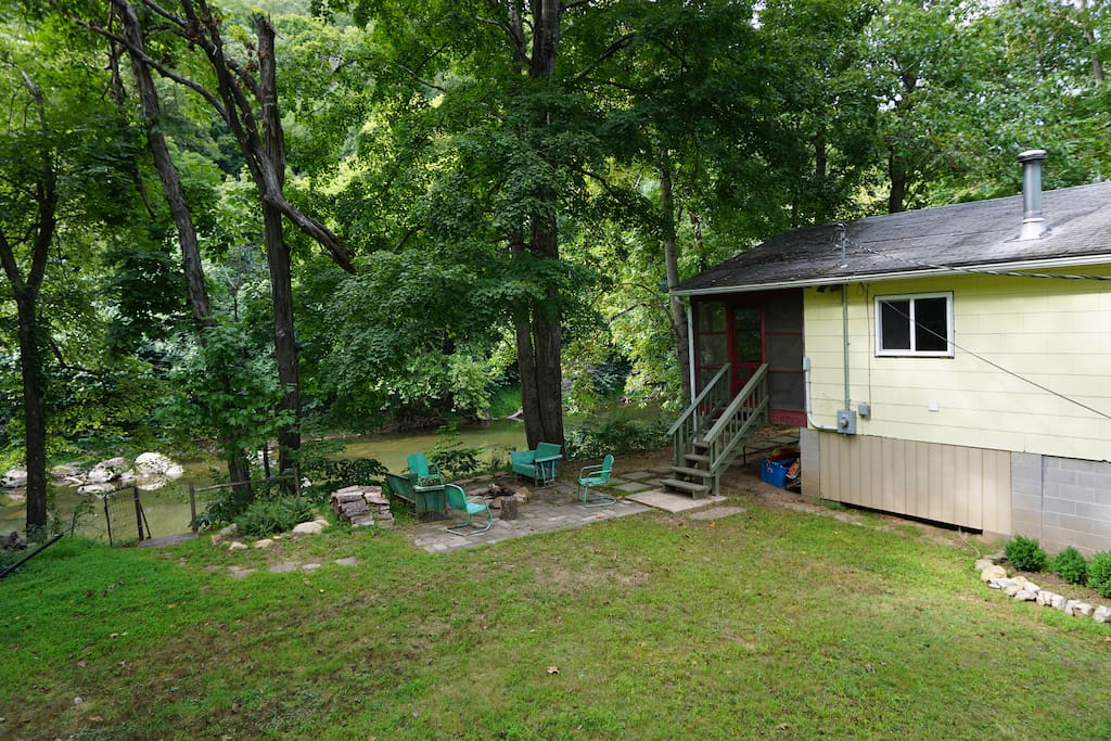 Cacapon River Cabin Cabins for Rent in Great Cacapon, West Virginia