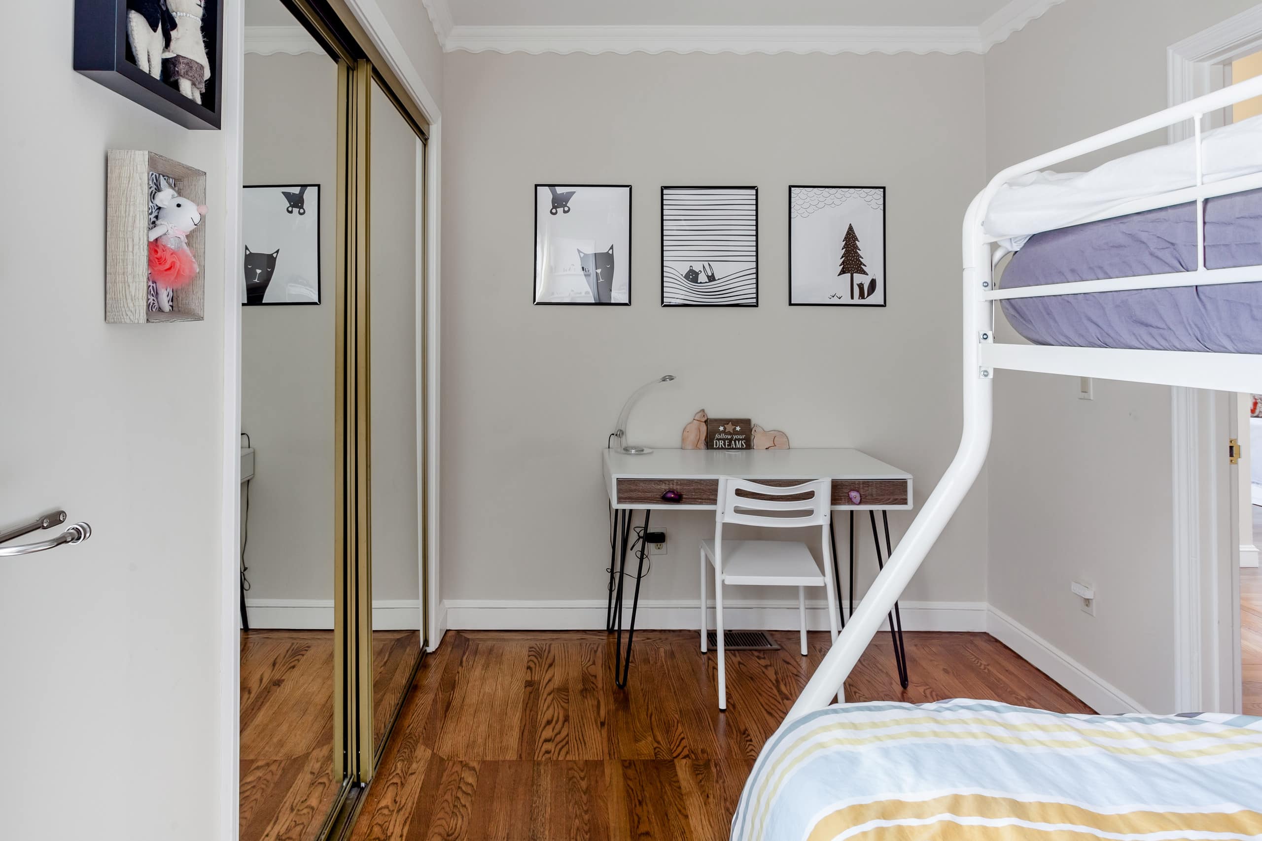 Home in San Francisco · ★4.84 · 3 bedrooms · 4 beds · 2.5 baths - Image 20