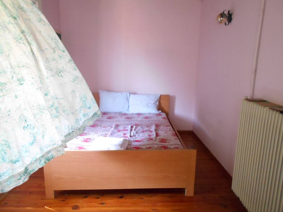 air in the bedroom