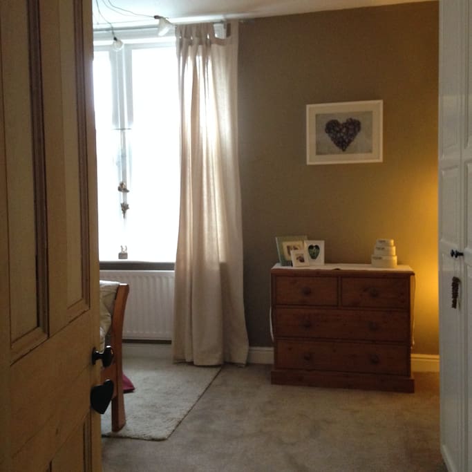 Large double bedroom.
