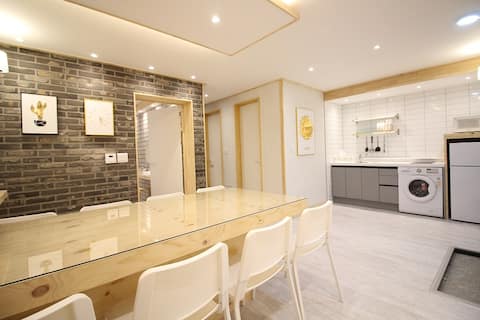 Hongdae # 4 Rooms  & 2 Bath # WiFi