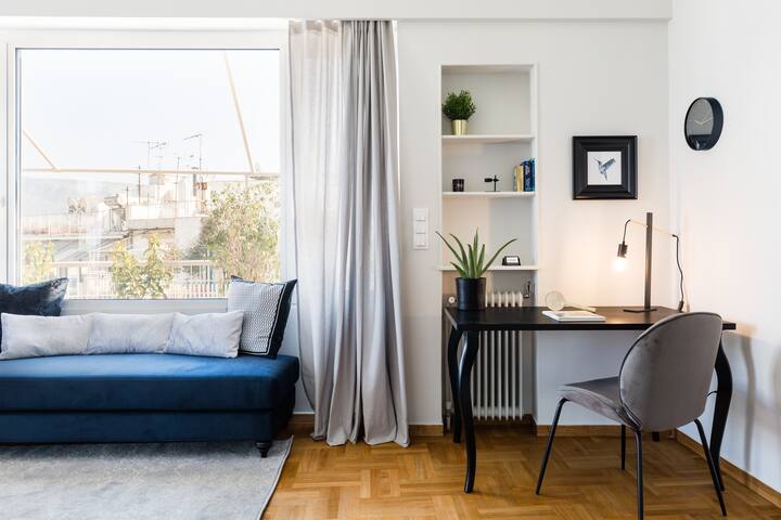 Elegant Luminous 3BD Apartment in Kolonaki gallery image 2