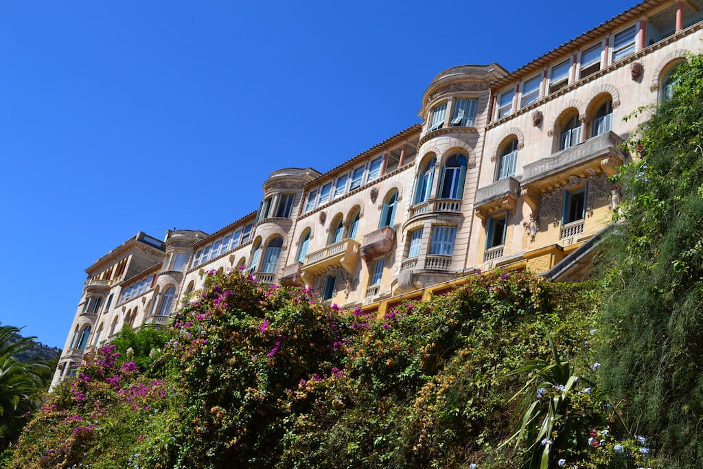The Riviera Palace Colossal, Majestic Belle Epoch Architecture - Impressive facade with its gargoyles - Overlooking the Mediterranean !