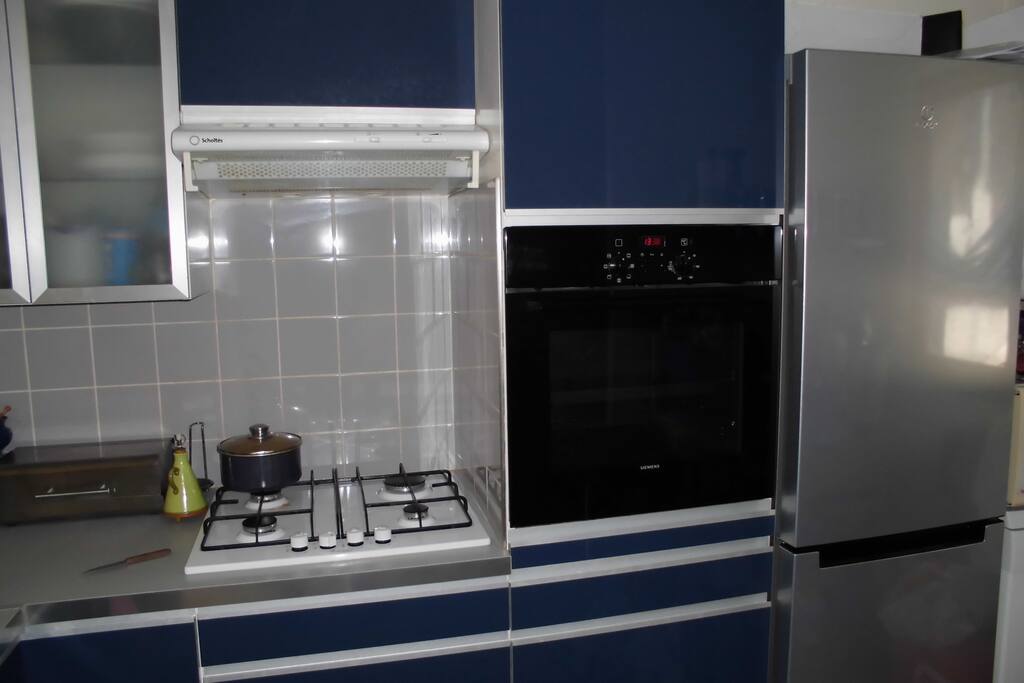 la cuisine ouverte sur le séjour