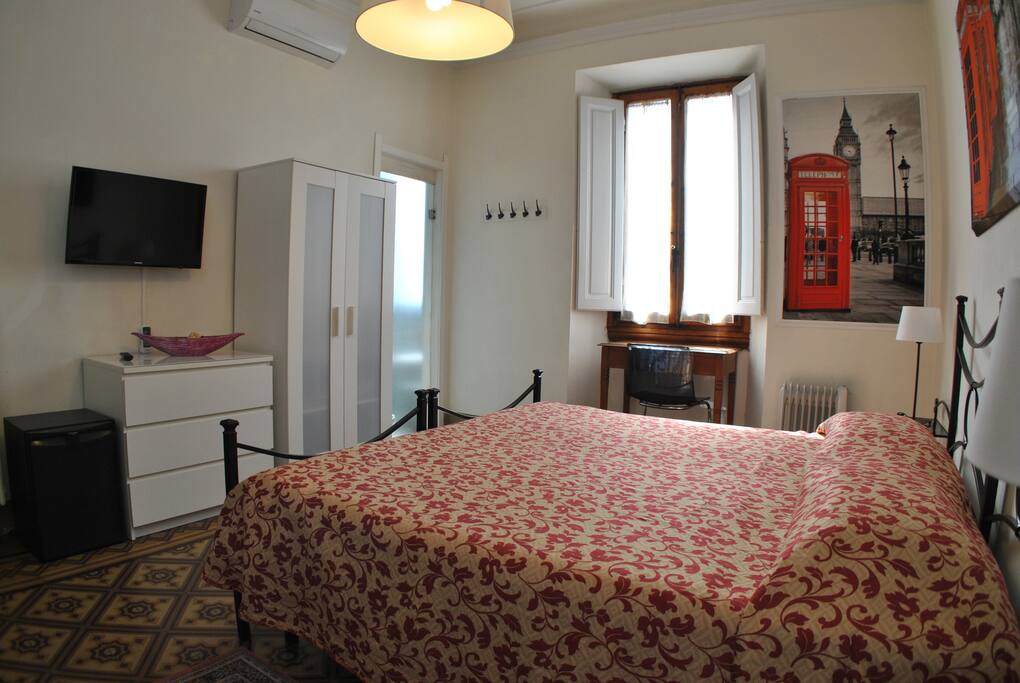 Camera London doppia con bagno interno
