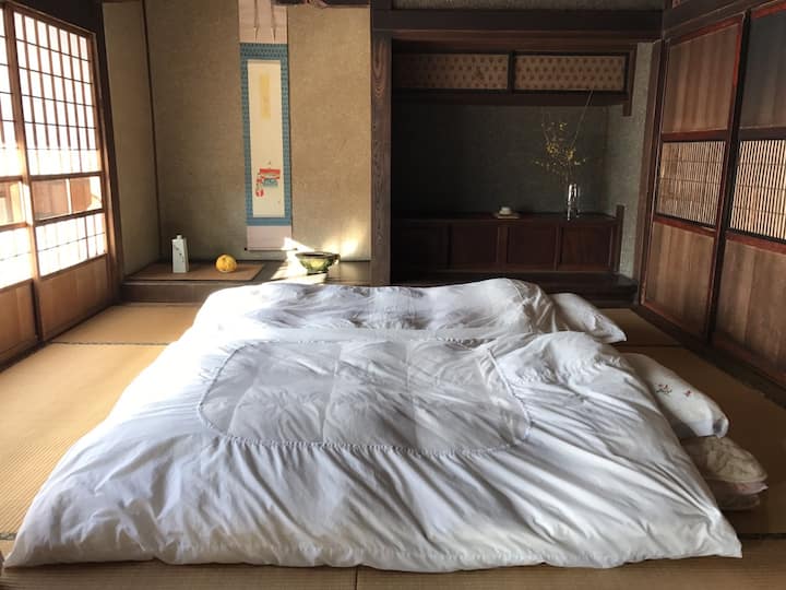 寝室2