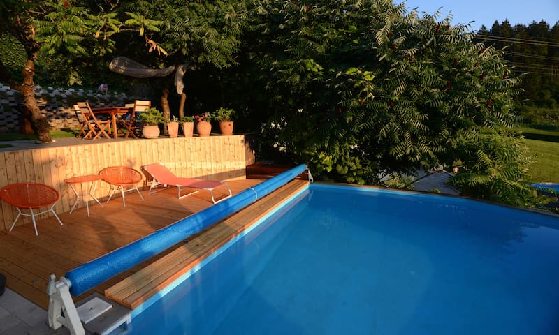 Jeans apartment near Ljubljana with sauna and pool