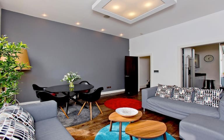 Luxury and Spacious Apartment opposite Hyde Park gallery image 4