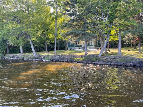 400 feet of private frontage on Lake Gogebic