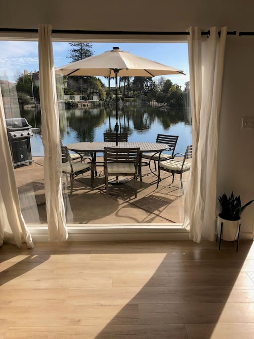 View from the living room to the backyard