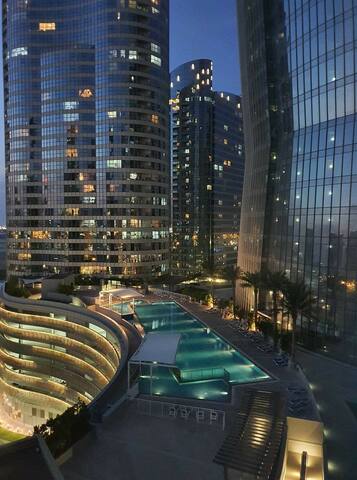 Spacious bedroom with ensuite bathroom in Al Reem