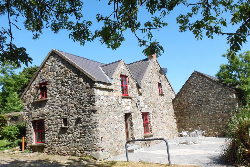 Foley's Cottage Restored 18th century Farmhouse. Houses for Rent in