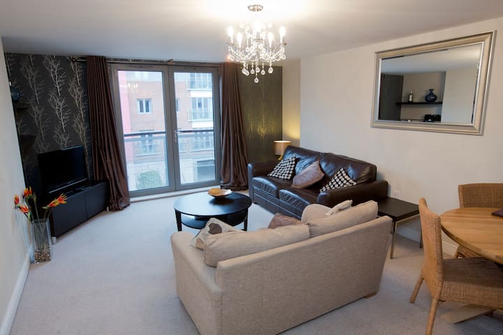 Unique Apartments To Rent In Newcastle For Weekend for Large Space